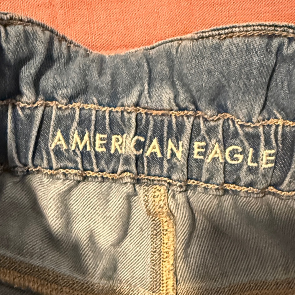 American Eagle Outfitters High Rise Blue Jeans - Picture 4 of 8